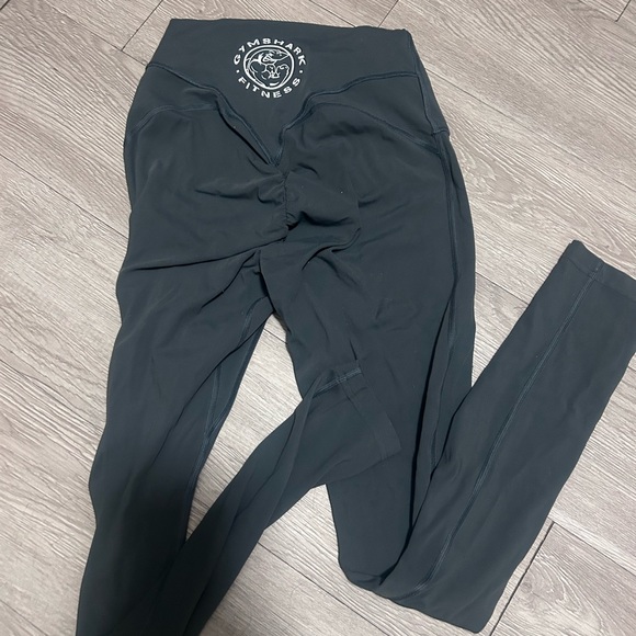 Gymshark Pants - Gymshark green High-Waisted Leggings
